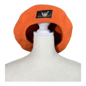 Women’s wool orange beret light academia